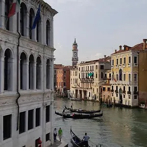 Gondola Show , Venecia Italia