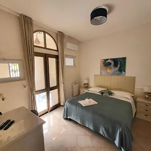 https://bb-marifra.taorminaitalyhotels.com